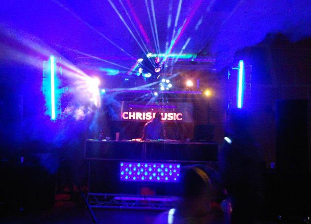 ambiance assuree avec DJ CHRISMUSIC